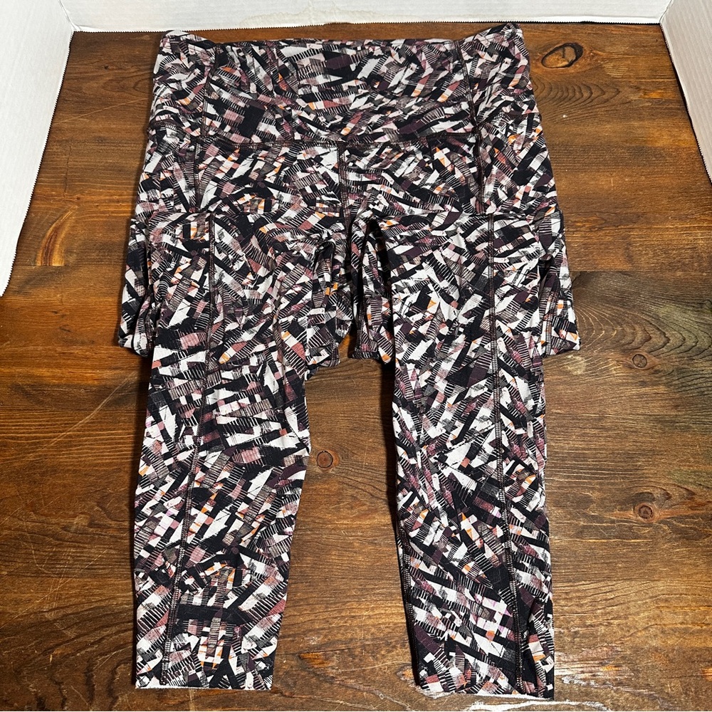 Lululemon Fast And Free Tight Size 8 25”